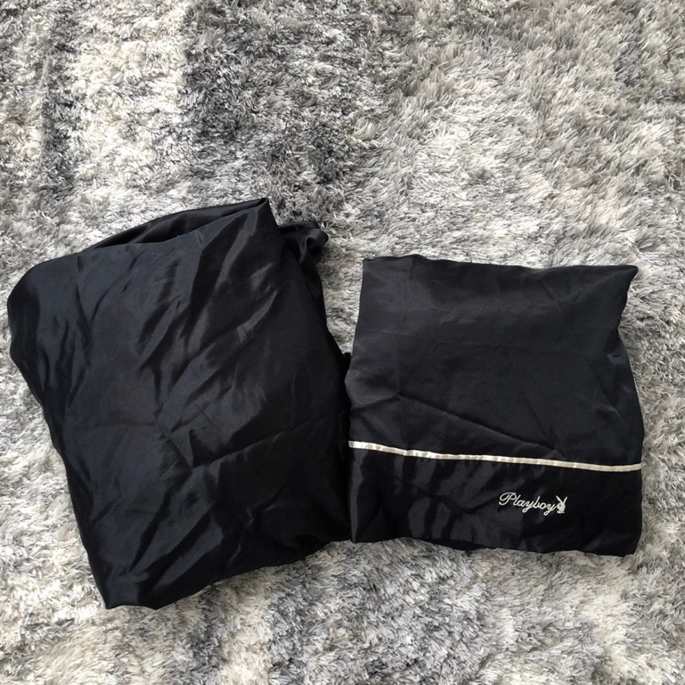 Black king size playboy sheets